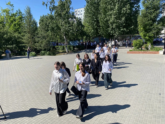Выпускники Волгоградской области сдают ЕГЭ по русскому языку